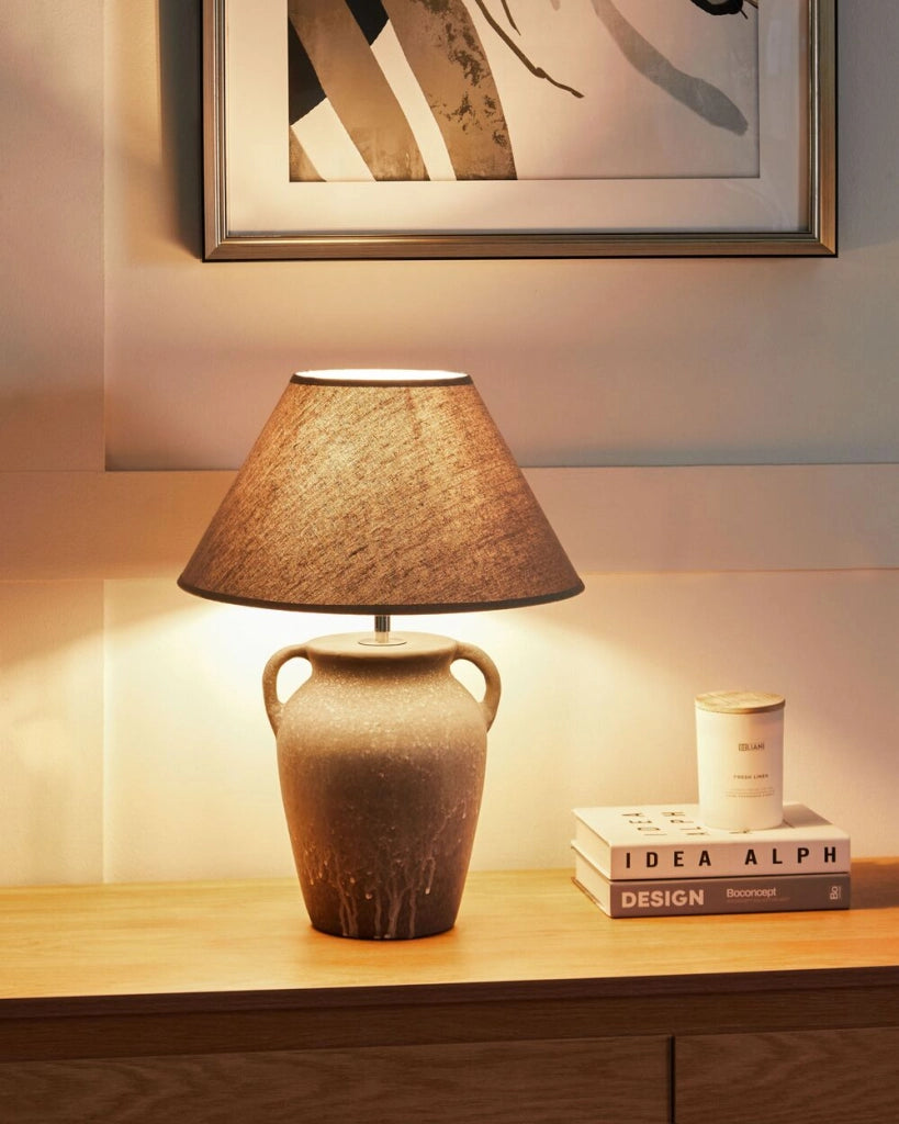 Lampada da tavolo con base in ceramica grigia Paralume a cono regolabile in lino Design moderno e minimalista Soggiorno Camera da letto