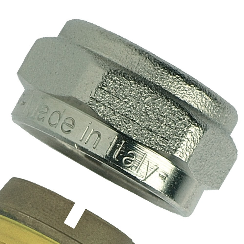 Raccordo a compressione per tubi in rame destinati ad impianti gas