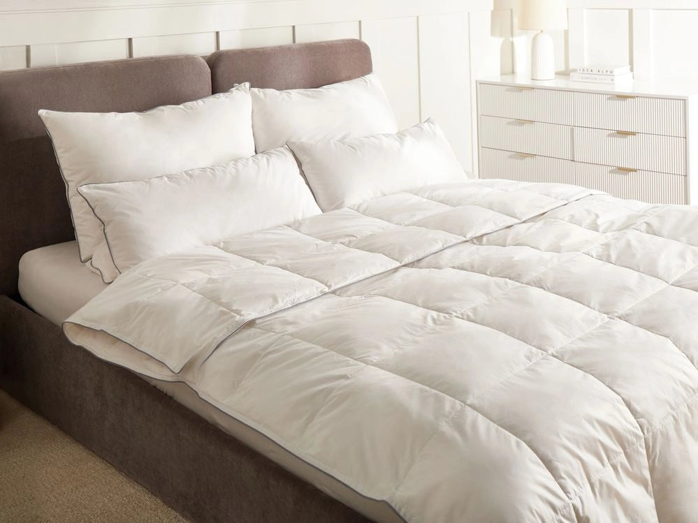Piumino leggero e caldo in piuma d'oca di lusso 200 x 200 cm Bianco morbido elegante