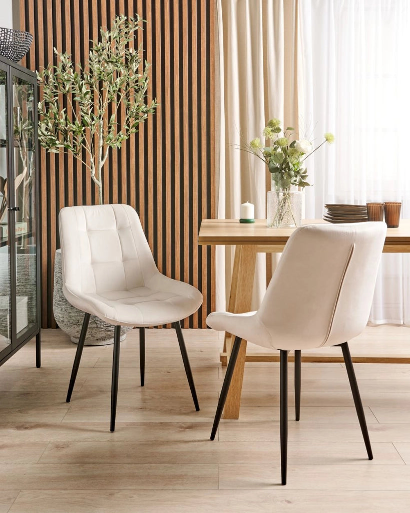 Set di 2 sedie da pranzo in velluto bianco sporco gambe in ferro Nero sedie moderne imbottite