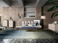 Credenza in legno beige e noce