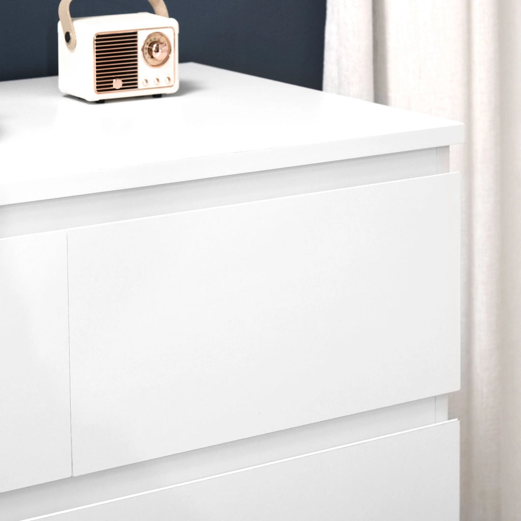 Cassettiera 6 Cassetti con Design Antiribaltamento 80x39x115 cm in Truciolato Bianco
