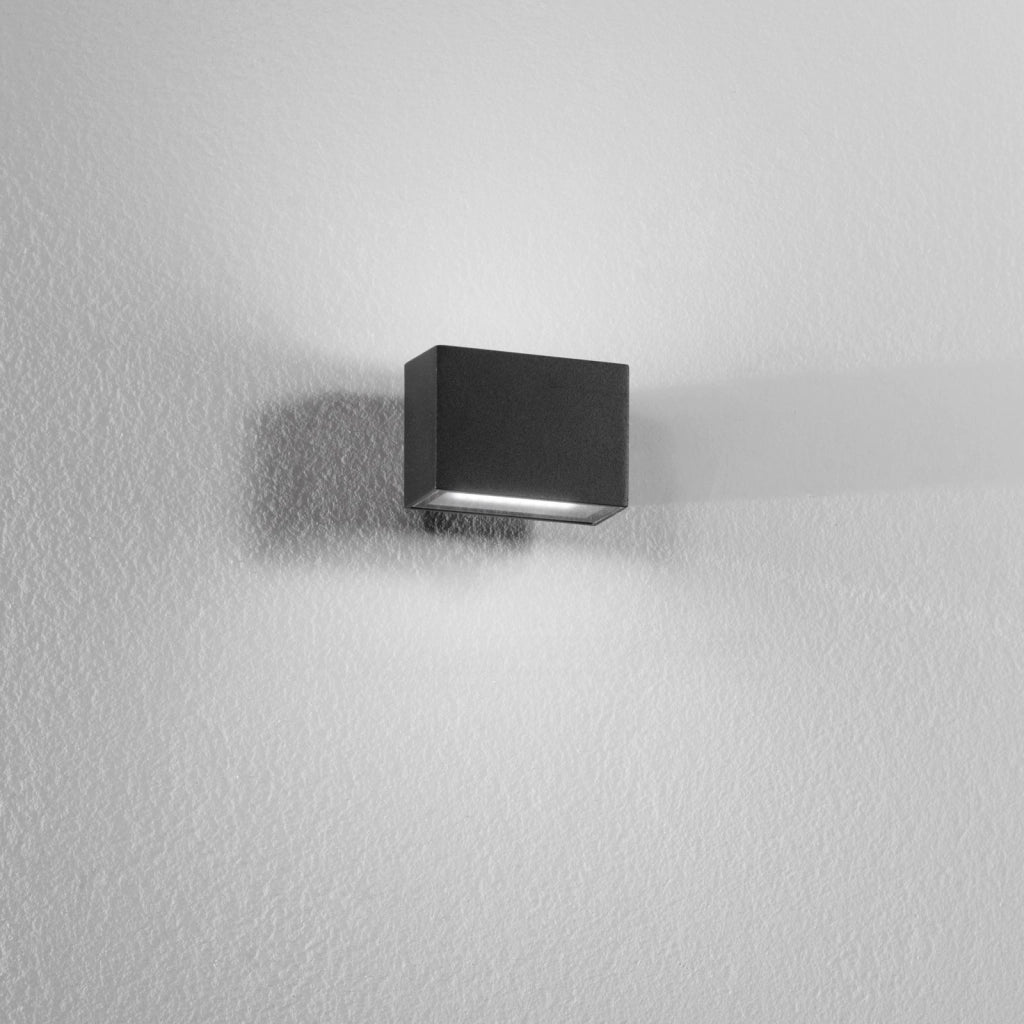 APPLIQUE BIEMISSIONE LED AGERA NERA 6W 680LM CCT 3000K / 4000K IP54 9X6,5X6,5CM