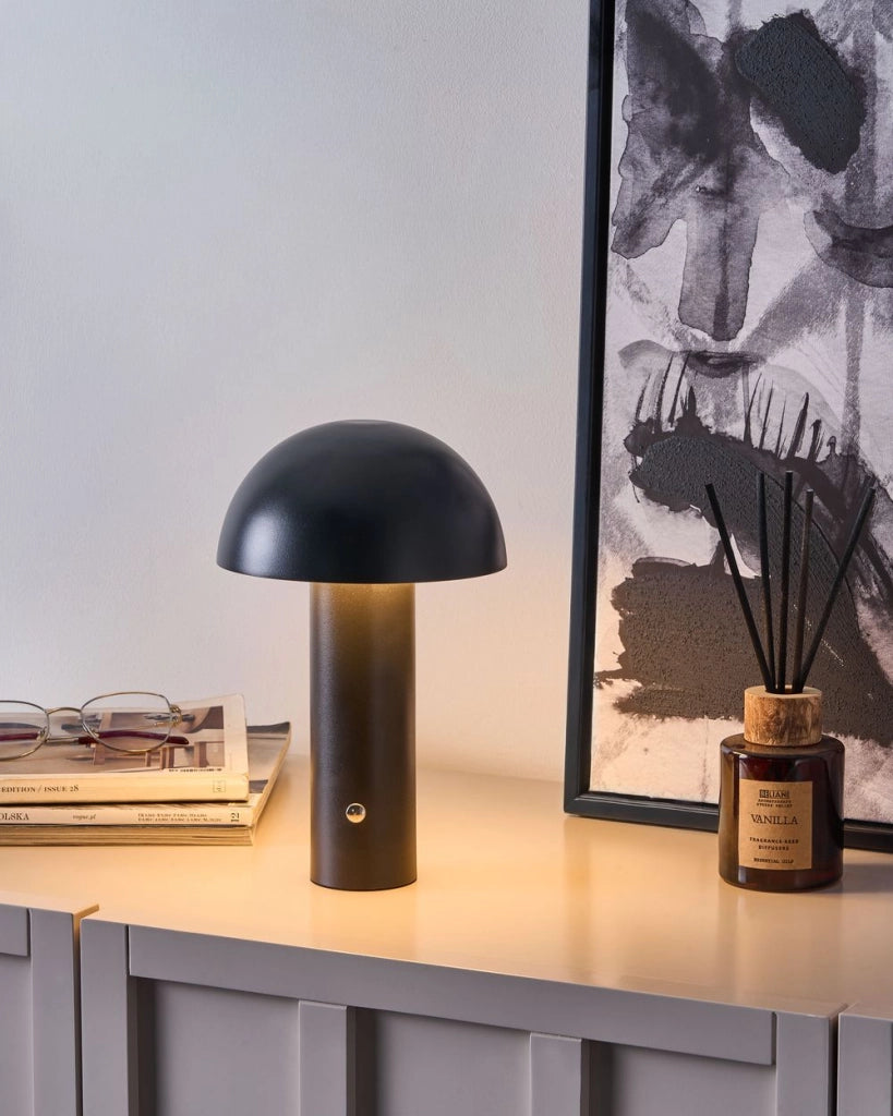 Lampada da tavolo nero a LED senza fili in ferro per interni e per esterni Fungo moderno