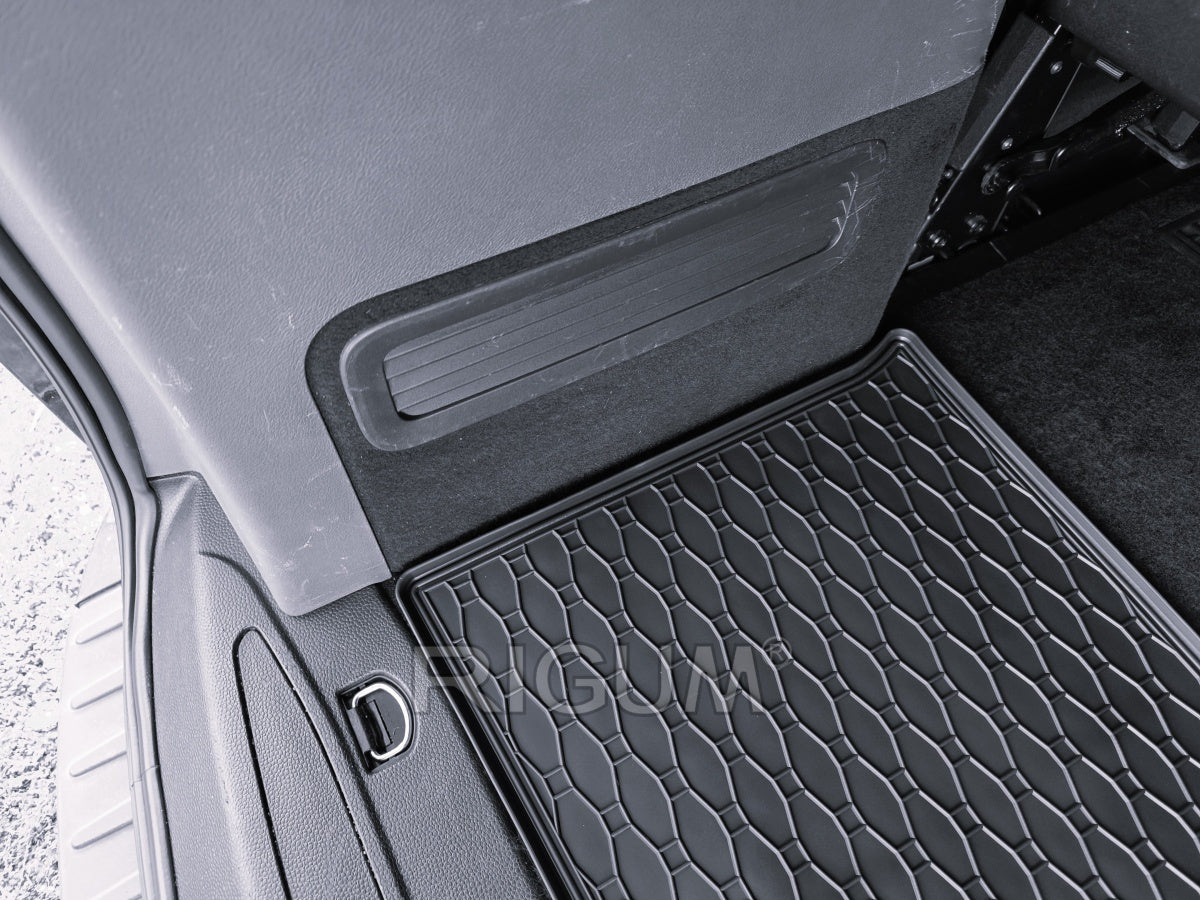 172B-408119 - Tappeto gomma baule per FORD Tourneo Custom 8/9 posti L1 dal 2018 al 2024 con riscaldamento