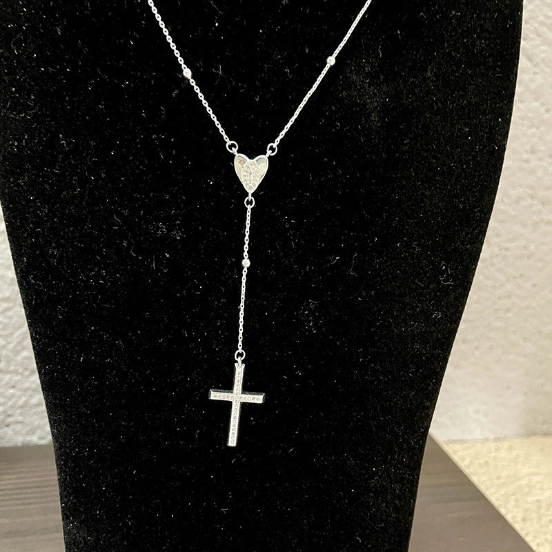 Collana con ciondolo a forma di cuore e croce in zirconi cubici micro-dipinti