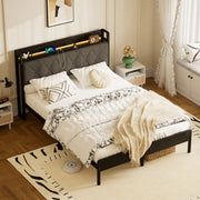 Letto matrimoniale per materasso 140x190 cm con testiera LED e USB; nero/grigio
