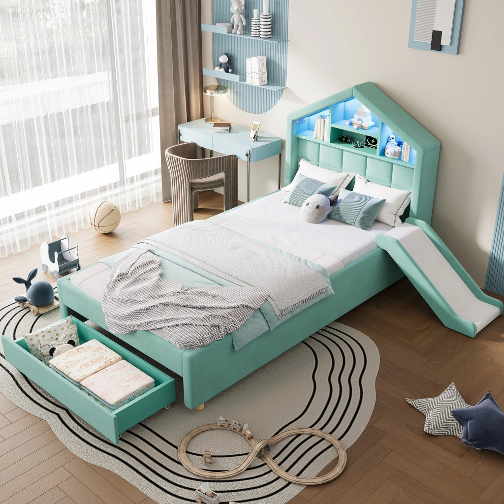 Letto bambini 90x200 cm con scivolo; velluto blu verde; testiera a casetta e LED