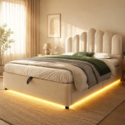 Letto matrimoniale imbottito 140x200 cm con contenitore idraulico; LED e velluto beige