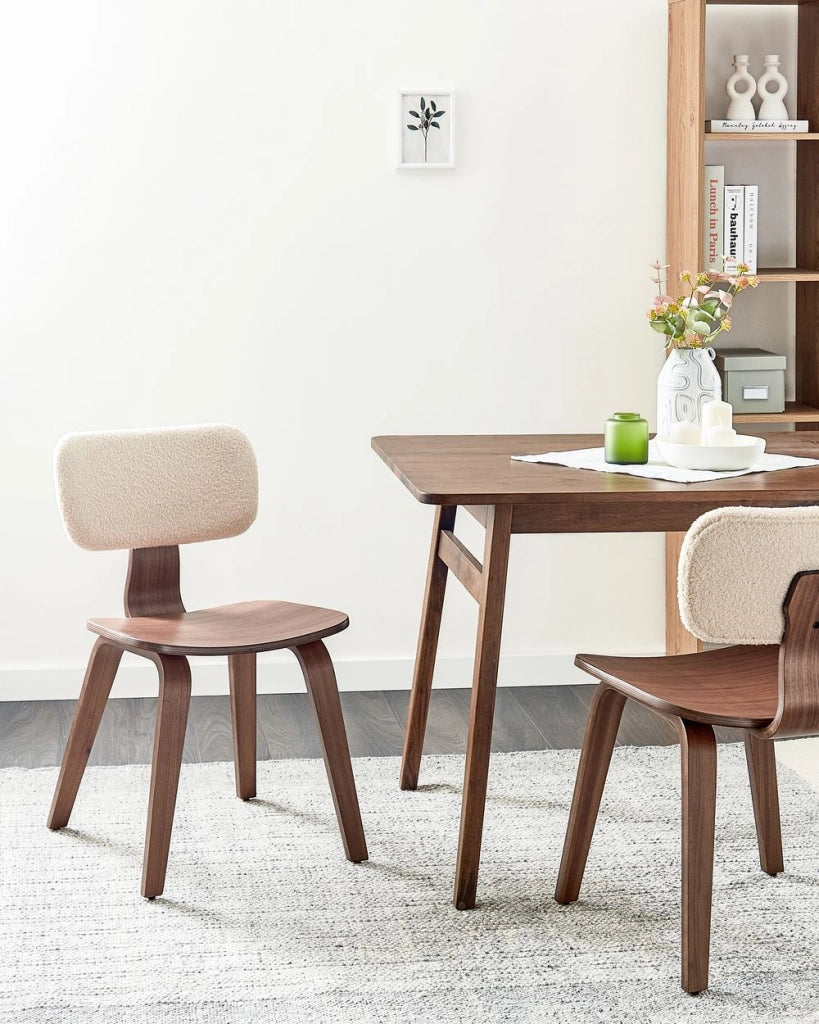 Set di 2 sedie da pranzo in legno scuro e tessuto boucle di poliestere beige Gambe in legno di betulla Stile tradizionale retrò