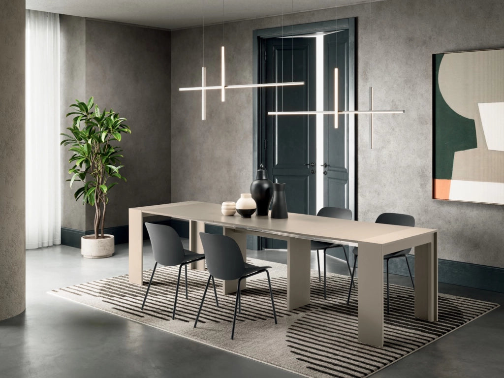 Consolle Allungabile Pinocchio - Tavolo moderno in MDF laccato tortora RAL 7030 antigraffio, estensibile per sala pranzo - OM