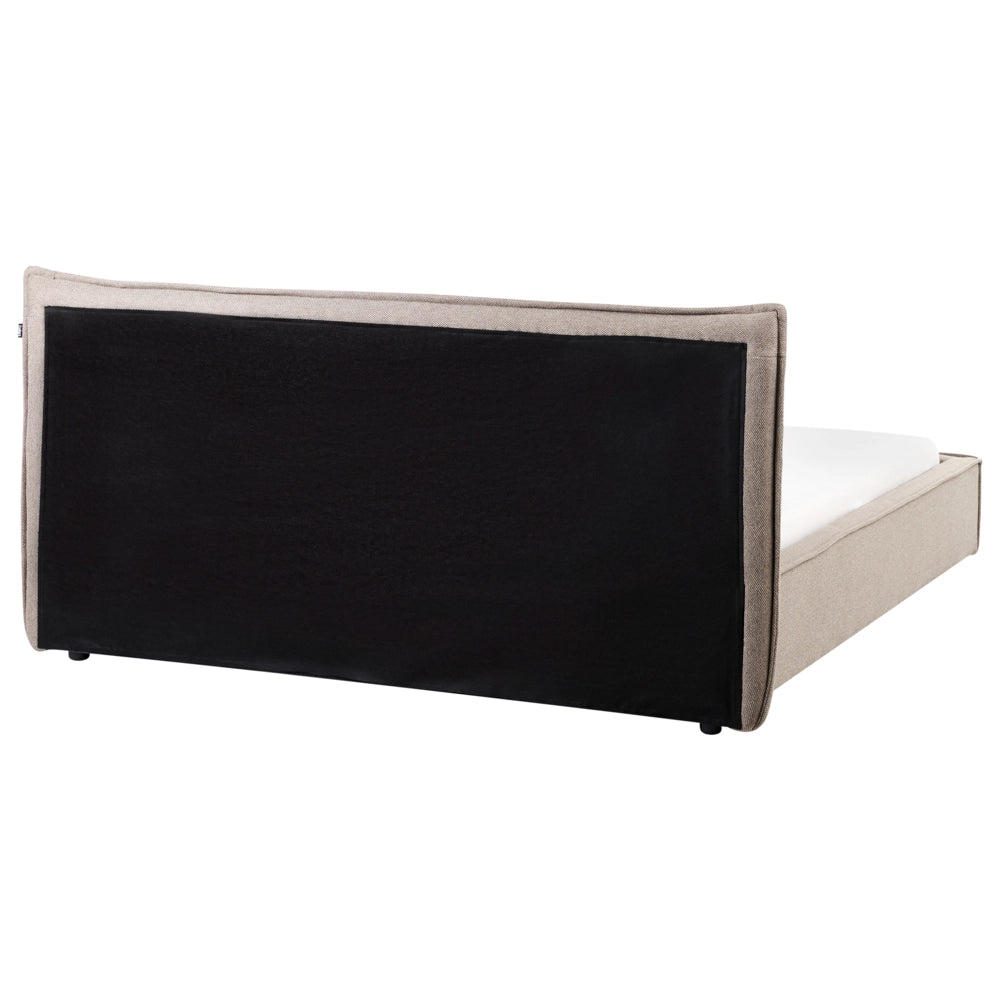 Letto 160 x 200 cm rivestimento in tessuto di lino tortora e gambe nere, con testiera e struttura a doghe per la camera da letto.