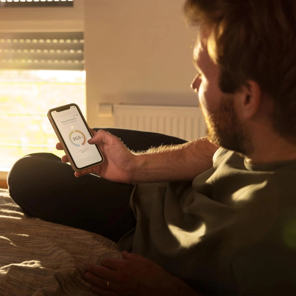 Home Pilot - Valvola termostatica smart per il controllo dei radiatori. Risparmio energetico | Comando vocale | Riscaldamento smart | Controllo tramite app - 13601001