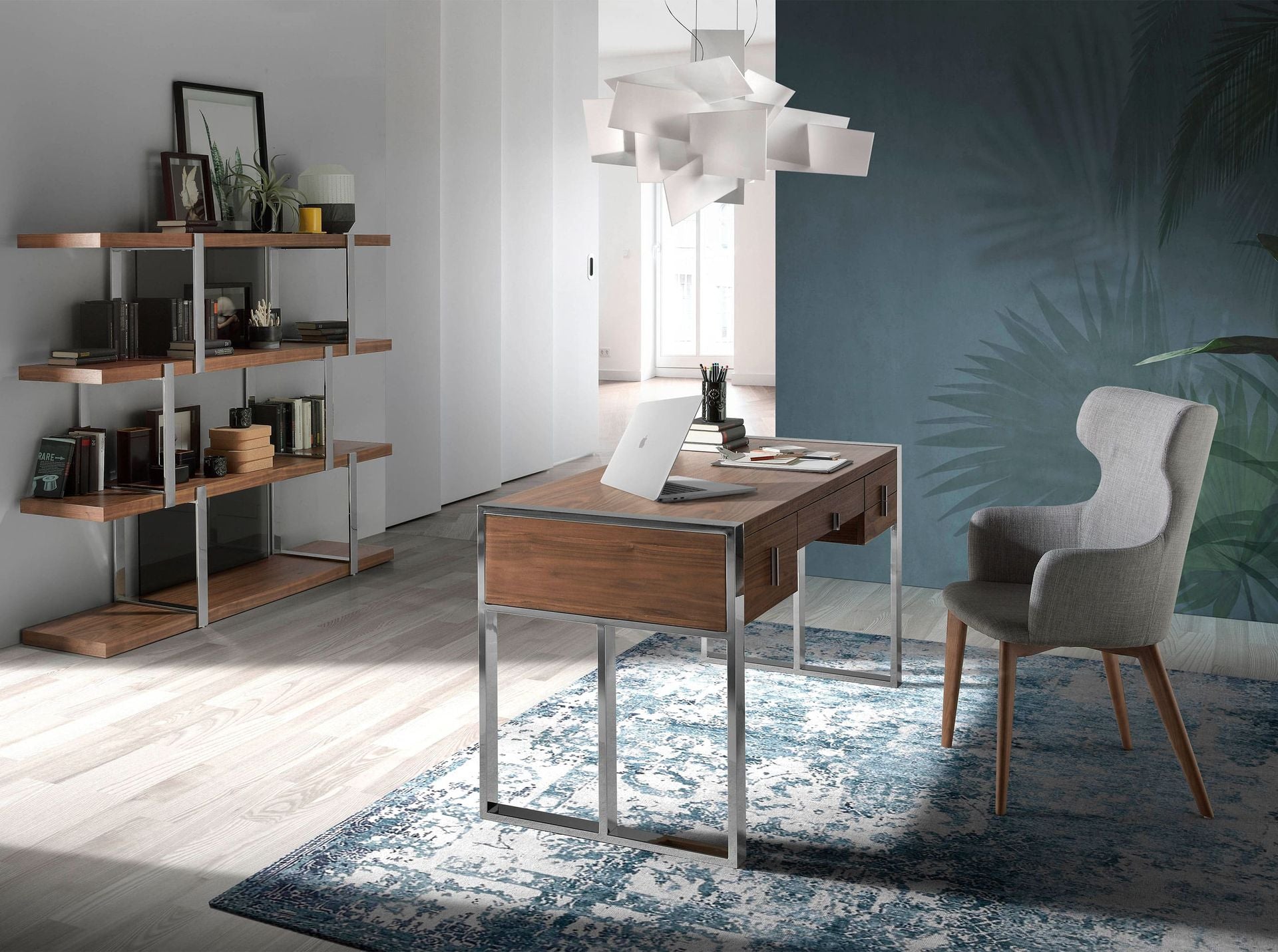 Scrivania in noce e acciaio cromato