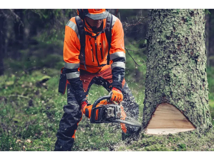 Motosega Professionale Husqvarna 564 XP Fuel Inject: 70cc di Potenza in Corpo 50cc