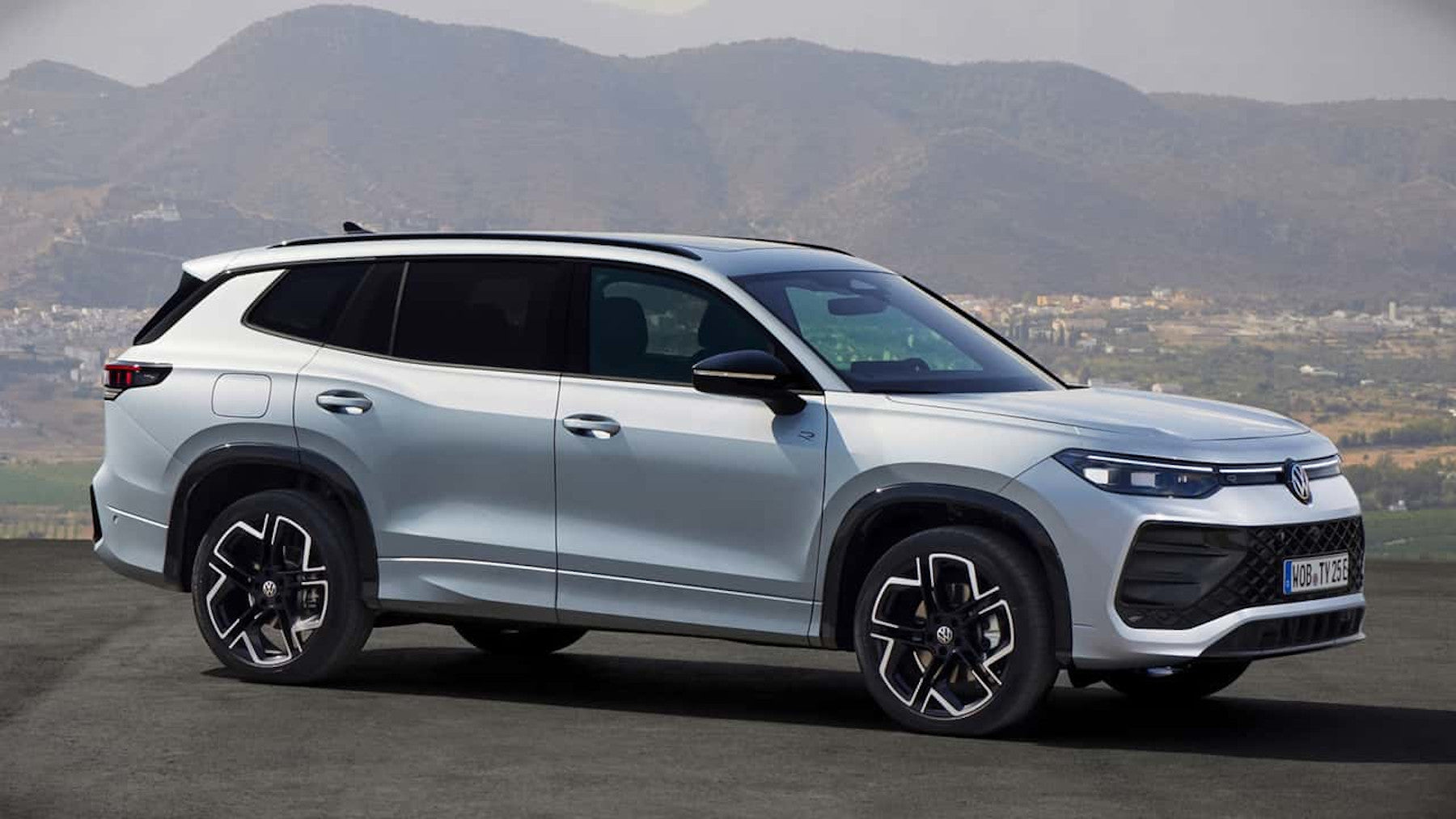 232B-434309 - Tappeto gomma baule - Skoda Kodiaq dal 2024- 5 posti, VW Tayron 5 posti 2025-