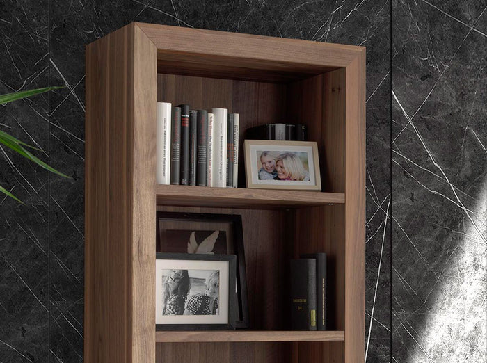 Scaffale in legno di noce