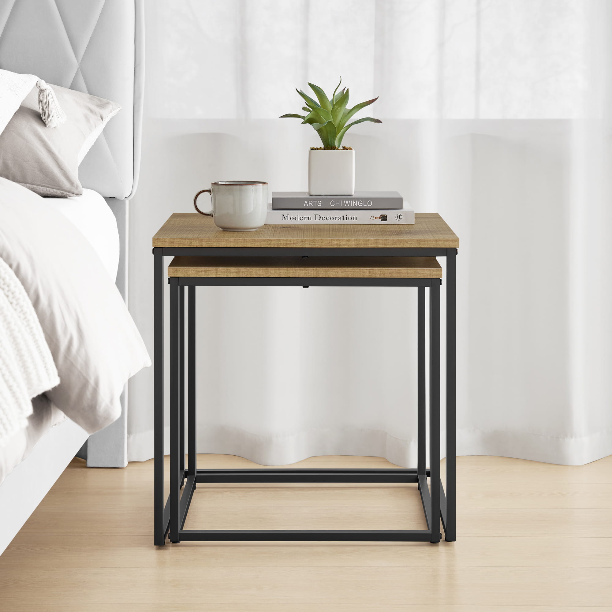 Tavolino da caffè quadrato Valora, set da 2 | Piano in rovere con gambe nere