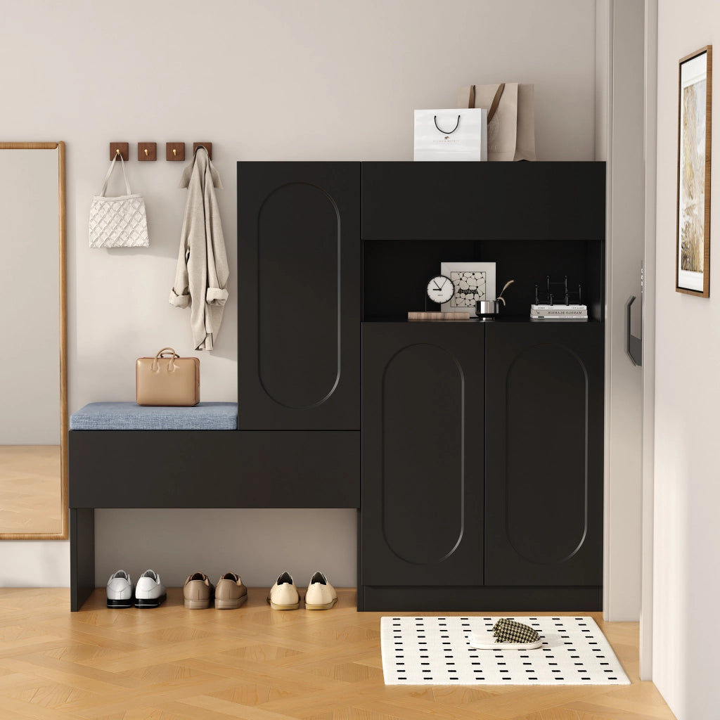 Scarpiera con 2 Ante a Ribalta e Panca Imbottita; Chiusura Ammortizzata; Ripiani Regolabili; in Truciolare; 130×35×110 cm; Nero