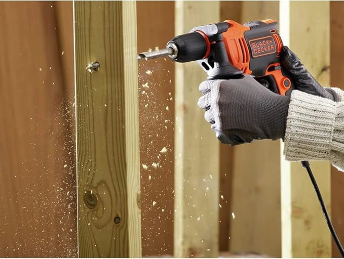 Black+Decker BEH710-QS – Trapano a percussione 710W con mandrino autoserrante