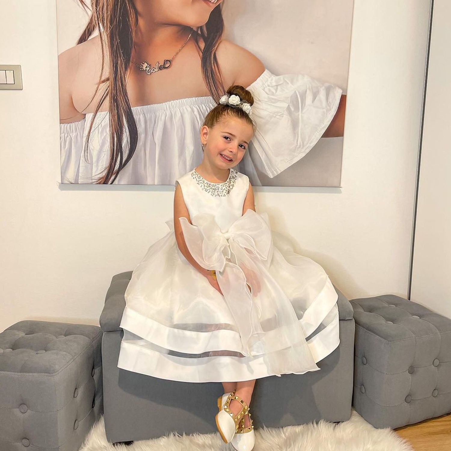 Cassapanca Portaoggetti Multiuso con 2 Sgabelli Pouf in Velluto Grigio Perla