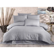 Completo letto - 1 copripiumino 220 x 240 cm + 2 federe 60 x 60 cm - 70% poliestere, 30% cotone - Grigio