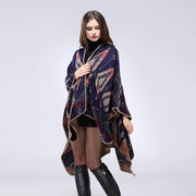 Sciarpa/mantella extra lunga e spessa in cashmere con motivo geometrico a rombi, elegante e con spacchi