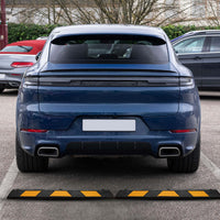 Delimitatore di parcheggio, 2 battiruota in gomma 1200x150x100mm con fasce rifrangenti, Fermaruota