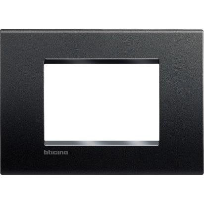 Bticino Living Light placca quadra 3 moduli