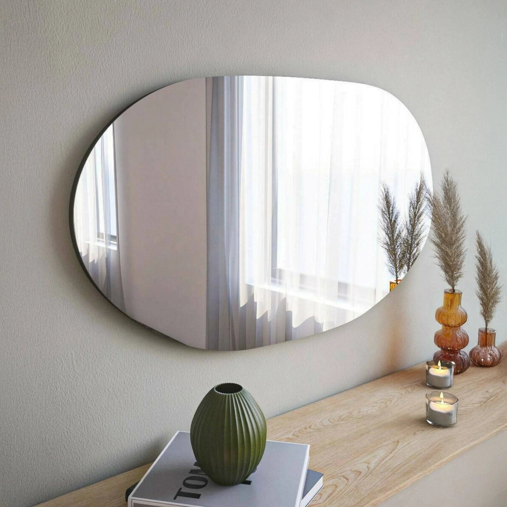 Specchio Nerina, Specchiera, Articolo d'arredo a muro, Decorazione con specchio, 52x2h89 cm, Nero