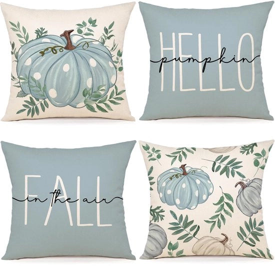 Set di 4 Copricuscini Autunnali 45x45 cm con Foglie di Quercia e Zucche Decorative