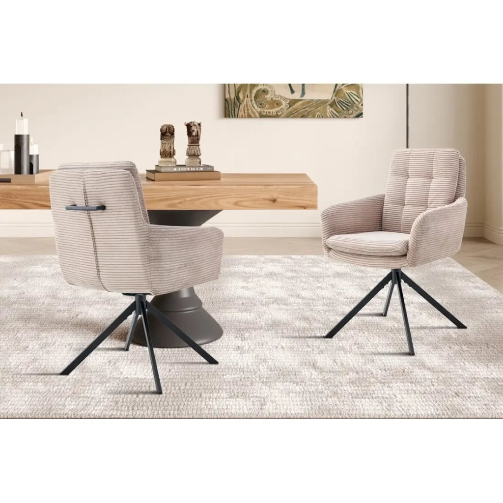 Set di 2 poltrone KAVIRA – Velluto a coste sabbia – Piedi in metallo – Con braccioli – Design accogliente e moderno