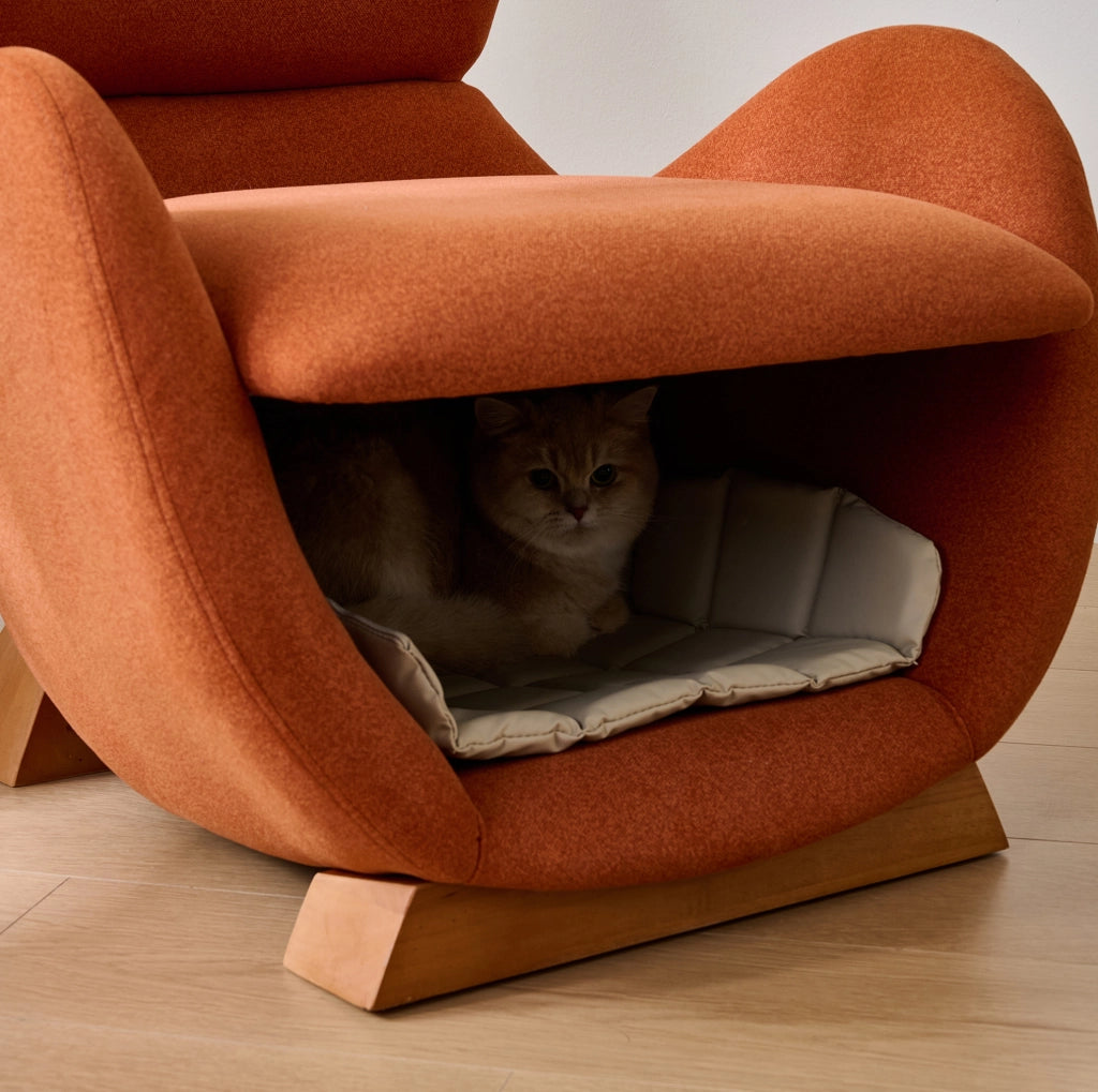 Poltrona lounge rosso mattone con cuccia per animali
