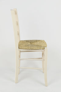 Sedia Venice Tommychairs, robusta struttura in legno di faggio verniciata in anilina bianca e seduta in paglia