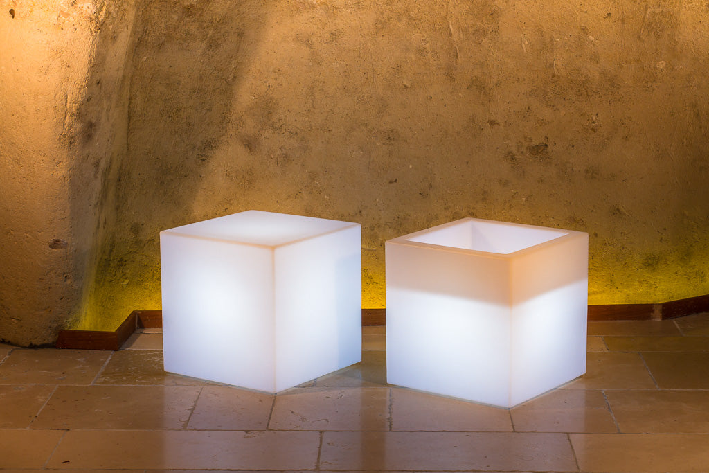 VASO HOME LIGHT CUBO CM. 40X40X40H BIANCO