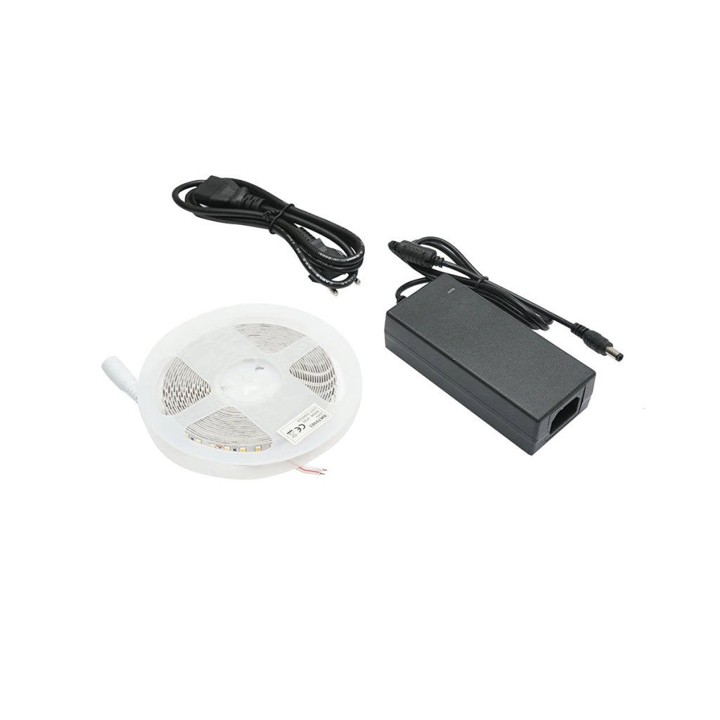Striscia LED 2835 9,6W/m 3000K, 12-220V rotolo 5m, 120 LED/m IP20