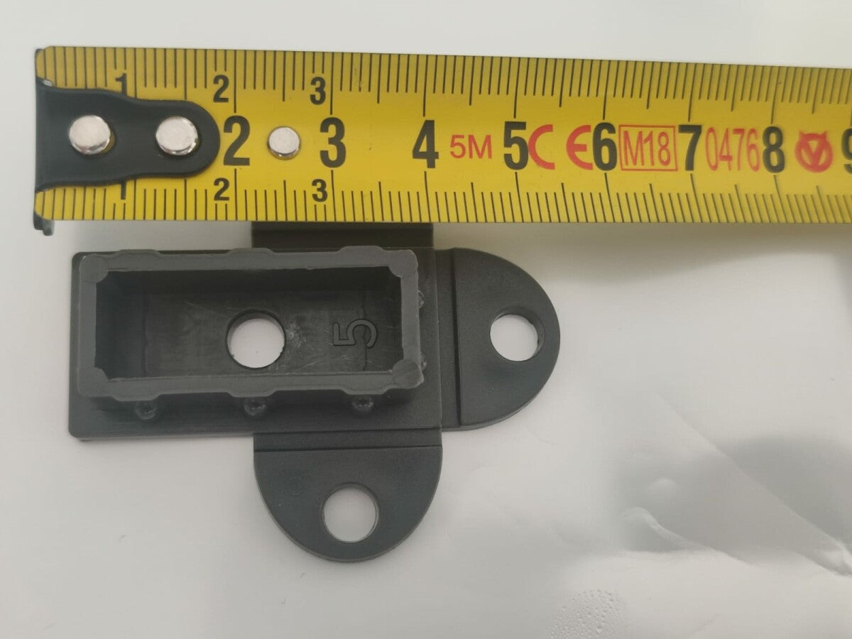 Coppia di squadrette di fissaggio 40x20