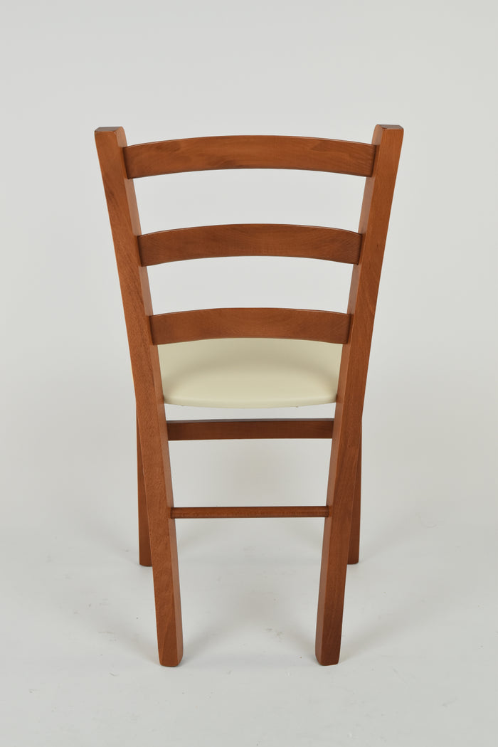 Sedia Venice Tommychairs, struttura in faggio verniciata in color ciliegio e seduta rivestita in finta pelle avorio