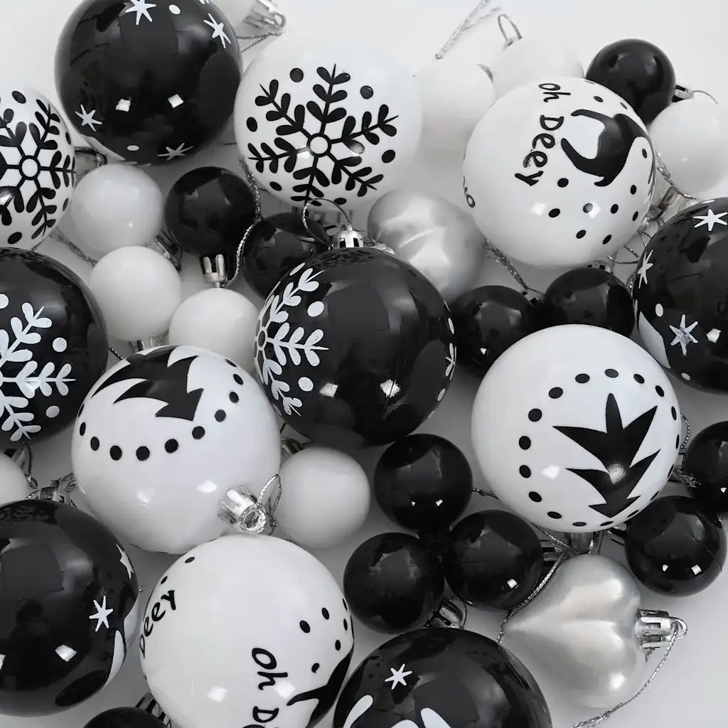 Set di Palle di Natale 40 pz Nero e Bianco Plastica CFW9873874