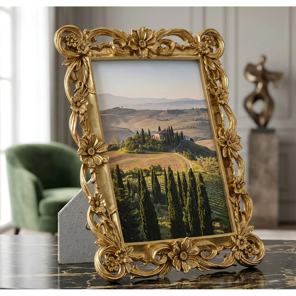 Cornice portafoto Classic oro dal profilo tradizionale 15x20 cm