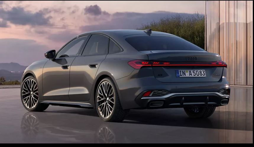 251B-402186 - Tappeto gomma baule per Audi A5 (FU) B10 Berlina dal 2024-, A5 (FU) B10 Avant dal 2025-