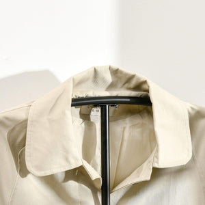 Appendiabiti da Terra 46x35x152 cm in Legno e Acciaio con Mensola e Gruccia Nero