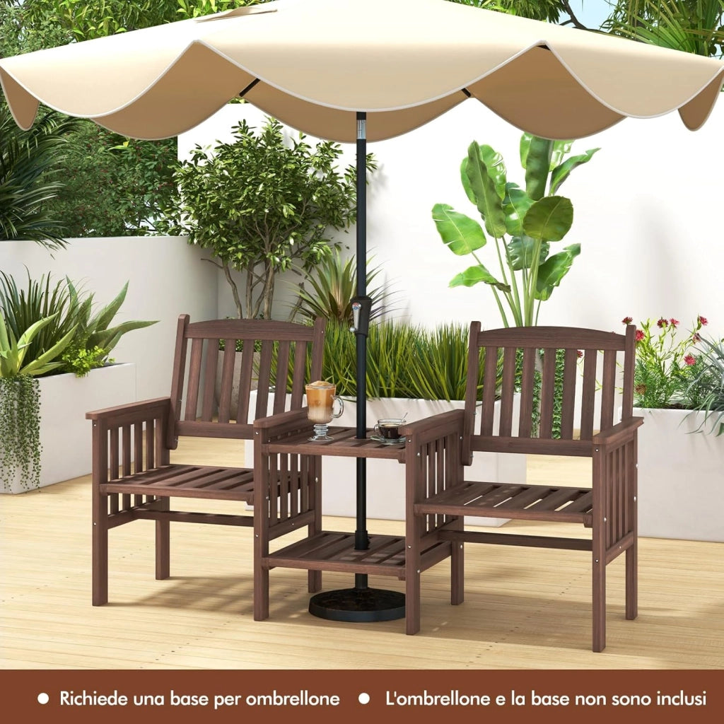 Set Tavolo e Sedie da Giardino con Foro per Ombrellone, Set di Mobili a 2 Posti in Legno Abete, Tavolino a 2 Ripiani, Sedia Portata 150 kg, Tavolino Portata 30+30 kg (Marrone)