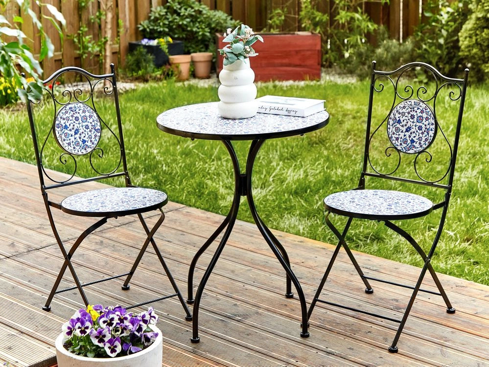 Set da bistrot da giardino in metallo nero con motivo a mosaico blu e telaio in ferro stile vintage