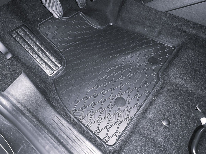 RIGUM906646 Tappeti per Auto Gomma per DACIA Duster III Mild Hybrid 48V dal 2024- TCe 130 benzina