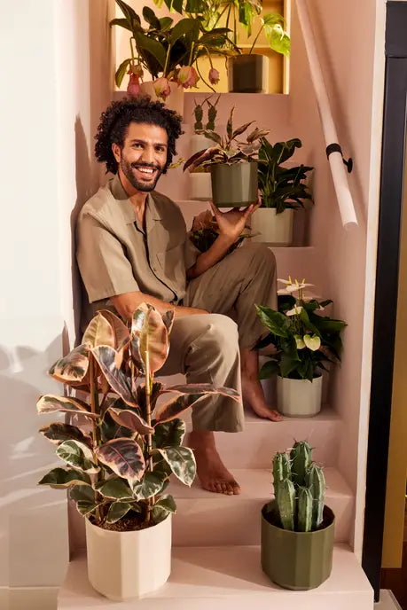 Vasi Elho Facet Round 17 Forest Green – Design Moderno Colore: Terra LAGUNA