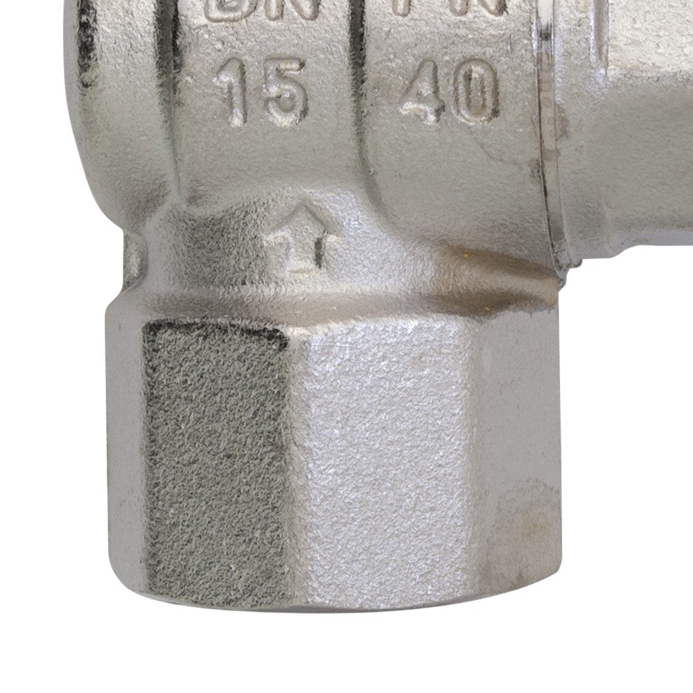 Rubinetto a sfera femminaa squadra con farfalla