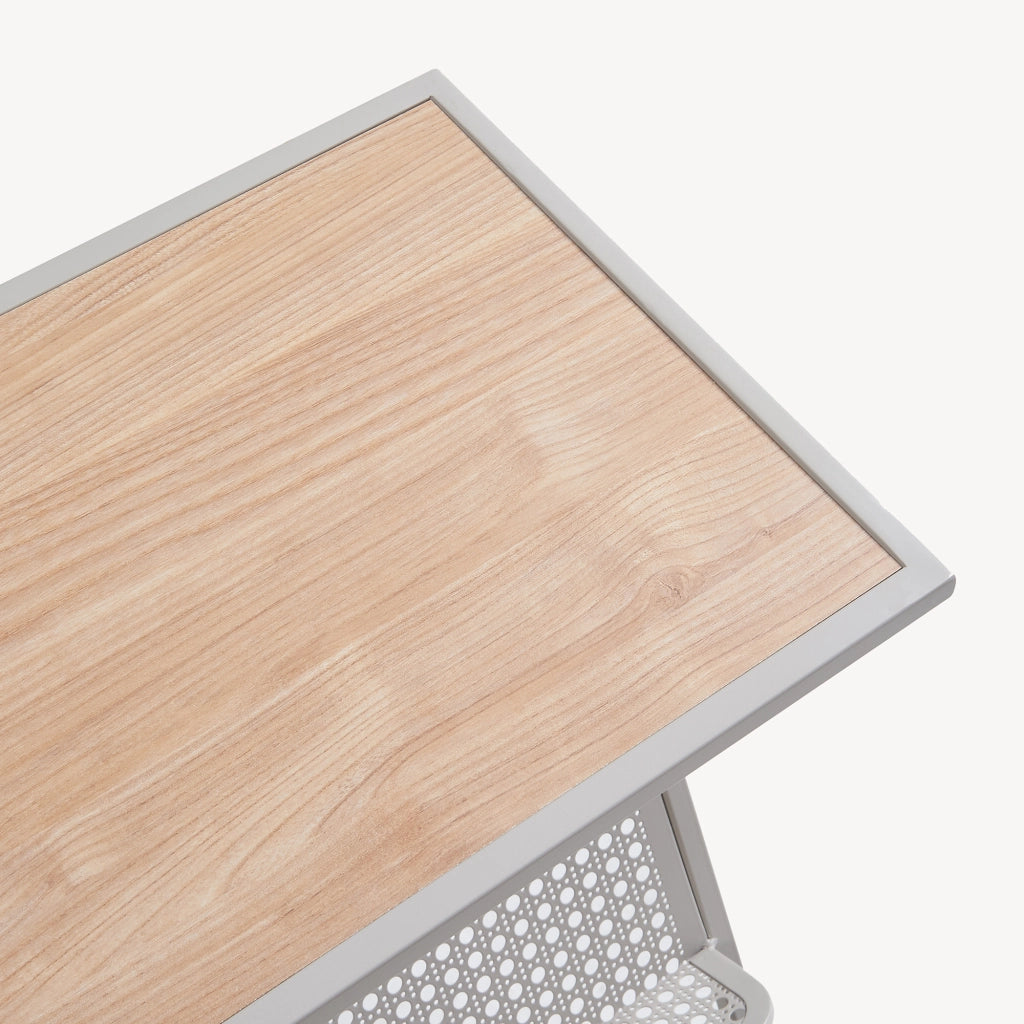 Tavolino Jäller con Portariviste Integrato 48 x 40 x 30 cm Beige / Effetto Rovere [en.casa]