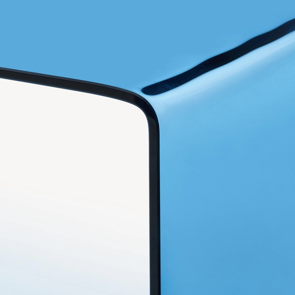 Set Kariengem di 2 Tavolini Sovrapponibili in Vetro - Blu [en.casa]