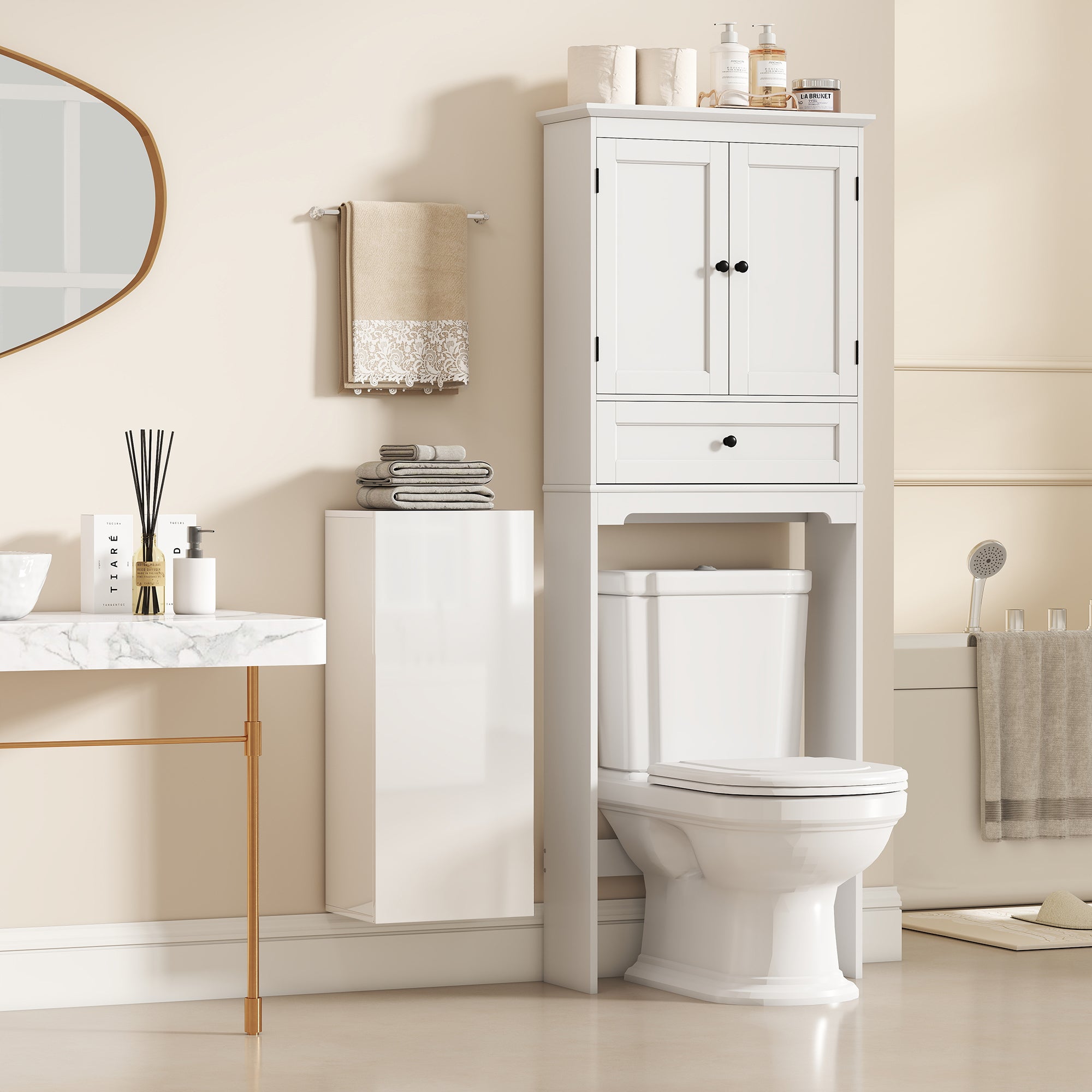MobilettoPensile da Bagno con 2 Ripiani in Vetro Regolabili e Anta Senza Maniglia Bianco Lucido